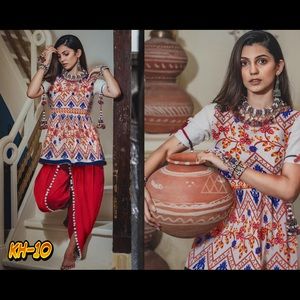 Woman kediya  Garba outfit navratri Chaniya Choli